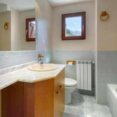 Apartamento Edificio Caperan 2hab O Hab Familiar Wowrural