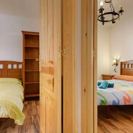 Edificio Caperan 2hab O Hab Familiar Wowrural Apartamento