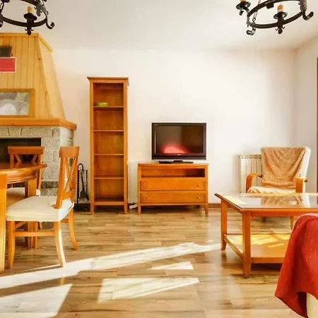 Edificio Caperan 1 アパート パンティコサ